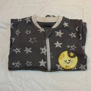 Tuffy - Cozy Starry Sky Kids Pajama Set with Moon Patch